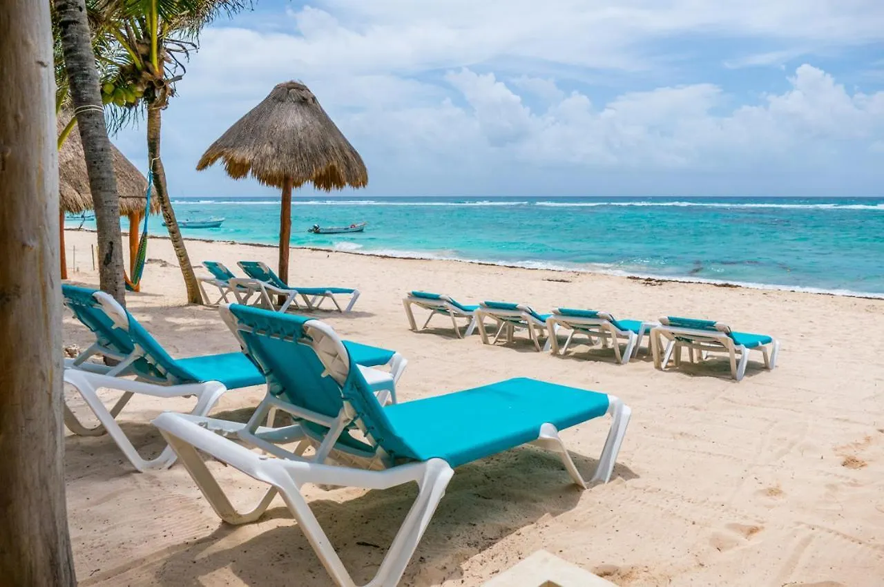 Villa Casita Sunray. 2 King Beds! Pool And Beach Akumal Mexico