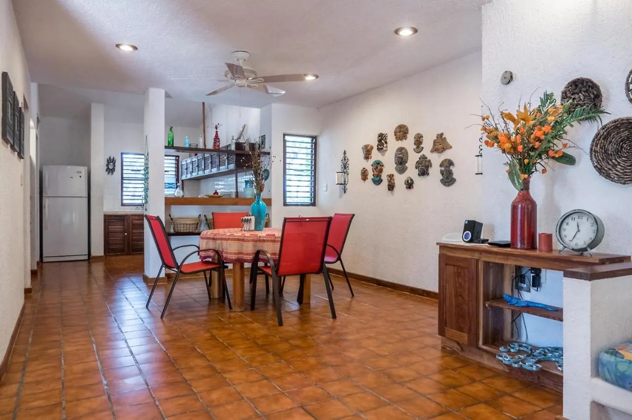 Casita Sunray. 2 King Beds! Pool And Beach Akumal Mexico